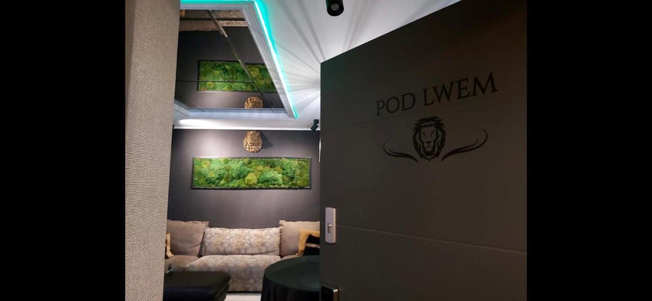 Pod Lwem Daire Kościerzyna Dış mekan fotoğraf